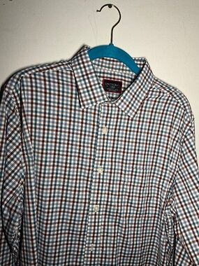 Untuckit long sleeve button down shirt size large